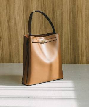 一つ持ってると助かる♡ 今から買い足したい！【きれいめバッグ】