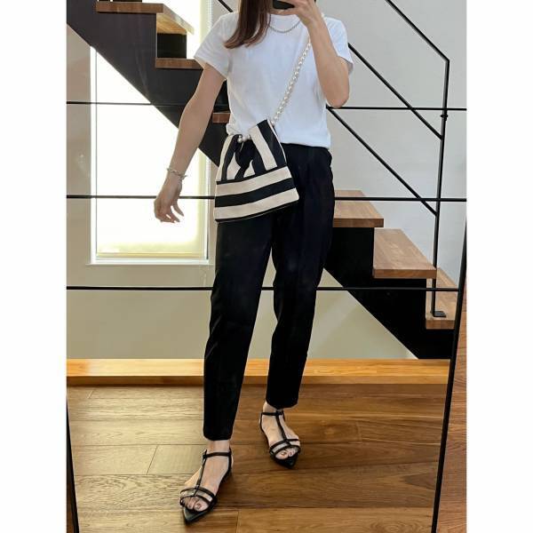 スタイルアップが叶う！？【Pierrot】高見え「美脚パンツ」