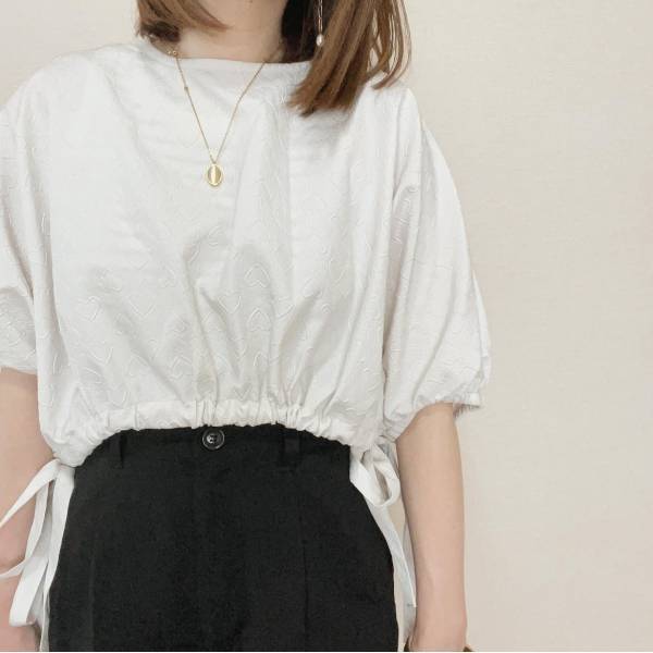 ハート柄にキュン♡【Avail】キレイめに着られる「ショート丈プルオーバー」