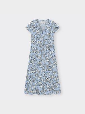 きゅ、990円ってマジ！？【GU】完売前にゲットしたい！「お値下げワンピ」