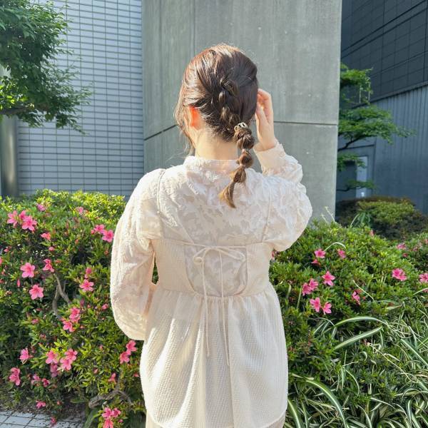 一癖がかわいい♡【しまむら】トレンド感がUPする「ラメ入りビスチェ」