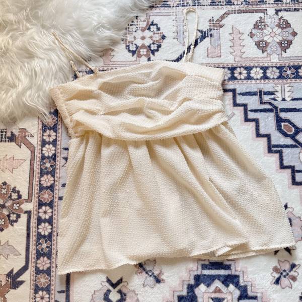 一癖がかわいい♡【しまむら】トレンド感がUPする「ラメ入りビスチェ」