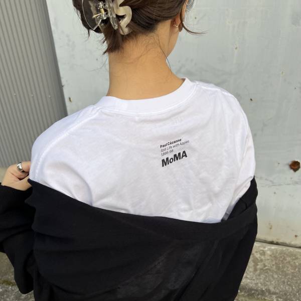 オンラインでは完売！【ユニクロ】思わず目を引く「MoMAコラボT」