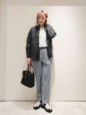 今買うなら？ 羽織りにもなる【シアーシャツ】が正解♡