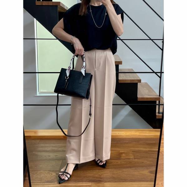 サイズ展開が豊富！【Pierrot】「ワイドパンツ」のシルエットがキレイ！