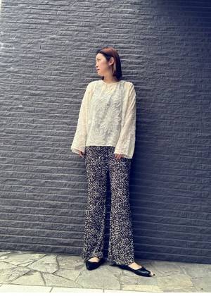 驚きの550円っっ！【しまむら】大人女子におすすめ「レオパ柄パンツ」