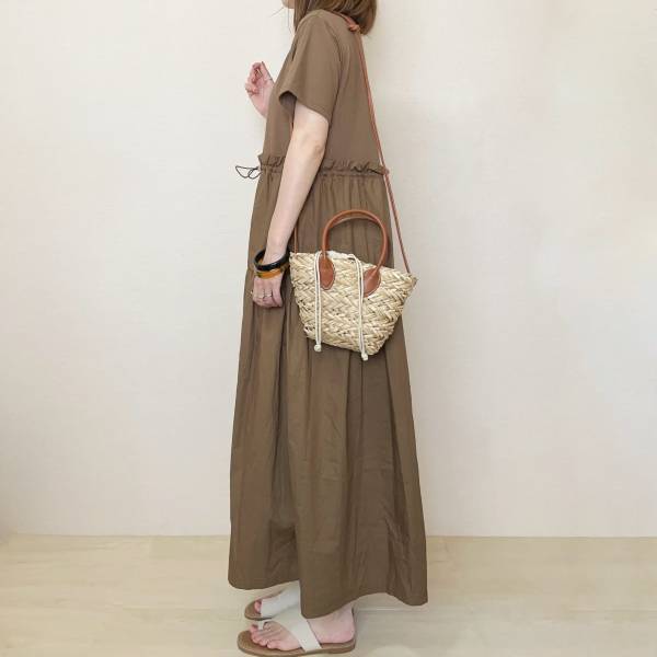 低身長さんにも推したい！【しまむら】「ドロストワンピ」がゆったり可愛い♡