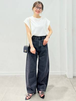 待望の『新色登場』♡【GU】完売前にゲットすべき！「大人気ジーンズ」