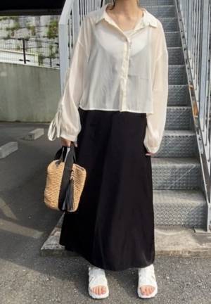 透け感が今っぽ！【しまむら】袖リボンがキュートな「シアーシャツ」コーデ