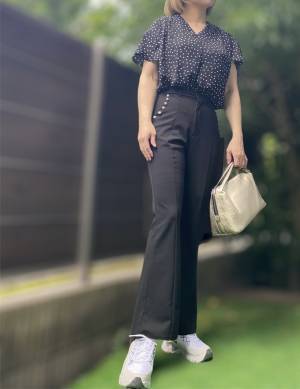 シワになりにくい！【Avail】「パール付フレアパンツ」着回しコーデ