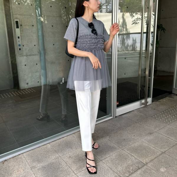 やっぱ「白」が使えるッ！！【ユニクロ】参考にしたい「ホワイトパンツ」コーデって？