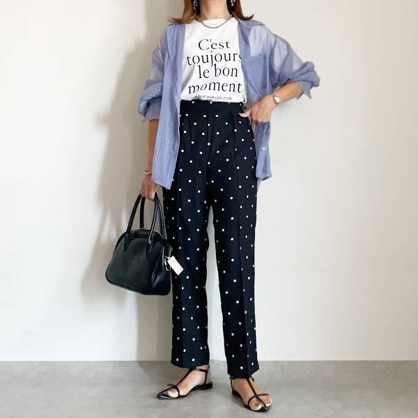 黒も白も欲しい！【しまむら】キレイめにもカジュアルにも着られる「ドットパンツ」