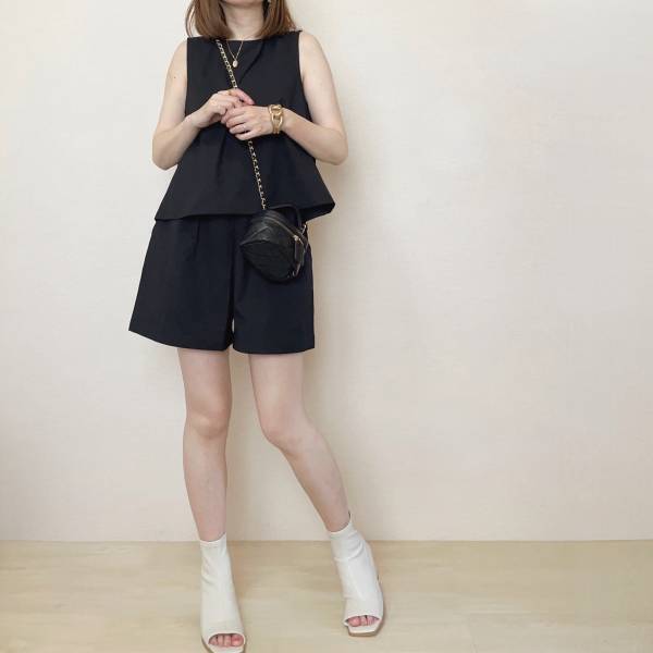 着回し力スゴい！【GU】「ショートジャンプスーツセット」がこの夏重宝！