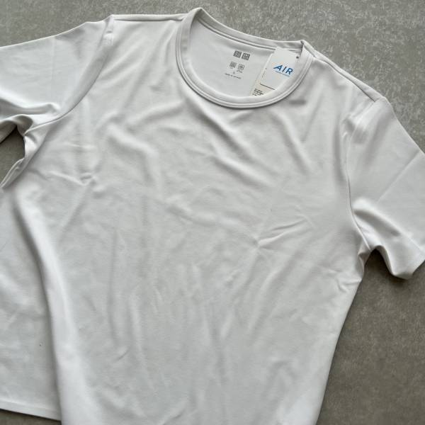 白なのにインナー透けない！【ユニクロ】新作「エアリズムT」が優秀です！