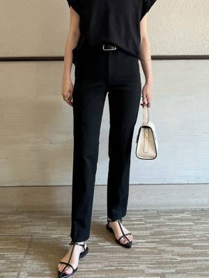 絶対買うべきはコレ！【ユニクロ】神パンツ5選！