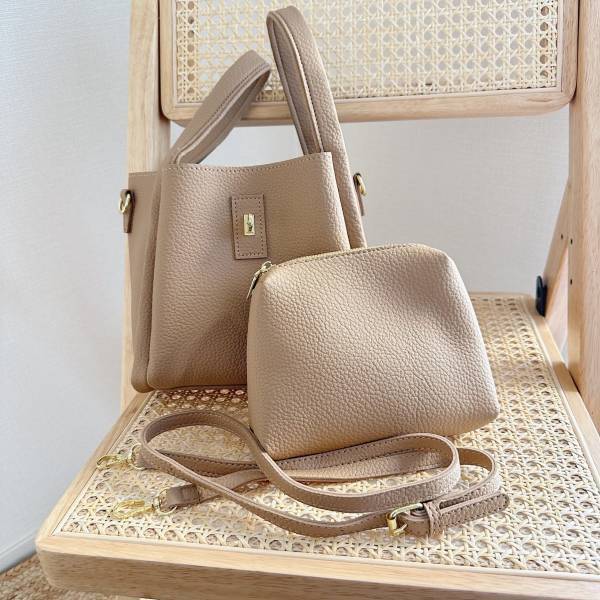 見た目以上の収納力！【SHEIN】ポーチ付き「大人っぽきれいめバッグ」