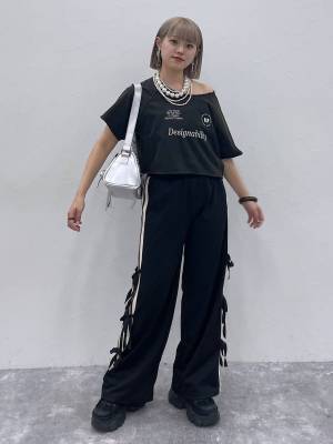 この夏、大注目ーッ！！ “ラインパンツ”を使った【スポーツMIXコーデ】が可愛い♡