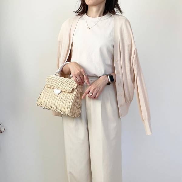 『接触冷感』だとッ！？ 【ユニクロ】ガンガン着回したい♡「名品カーディガン」