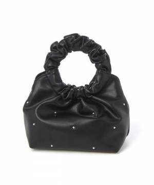 シンプルコーデに映える♡ この夏狙いたい【主役級バッグ】って？