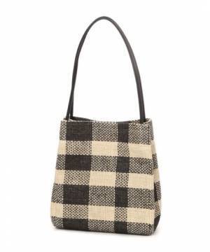 シンプルコーデに映える♡ この夏狙いたい【主役級バッグ】って？