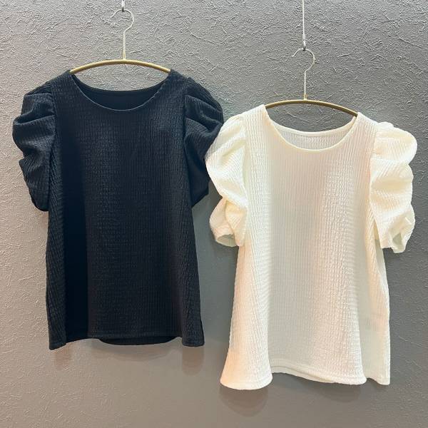 『迷わずイロチ買いした♡』【しまむら】胸キュンが止まらない！「甘めトップス」