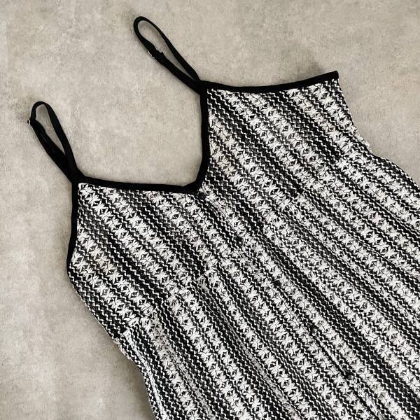 一目惚れしちゃう♡【しまむら】繊細な編み目がポイント「レースワンピ」