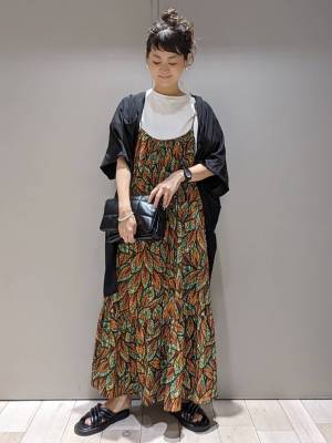 夏っぽさ全開♡ 華やか見えする【柄ワンピース】