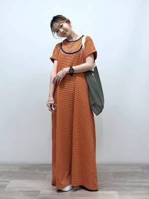 鮮やかに夏を彩る！ 1枚で決まる♡【オレンジワンピ】