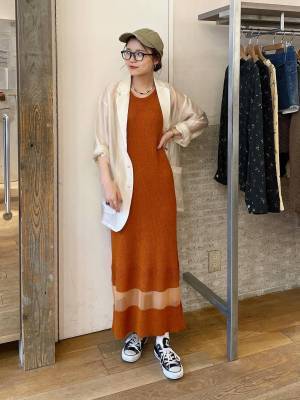 鮮やかに夏を彩る！ 1枚で決まる♡【オレンジワンピ】