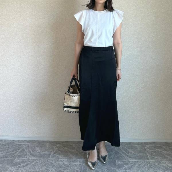 1000円以下ってまじ！？【ユニクロ】完売前に欲しい♡「ラッフルスリーブT」