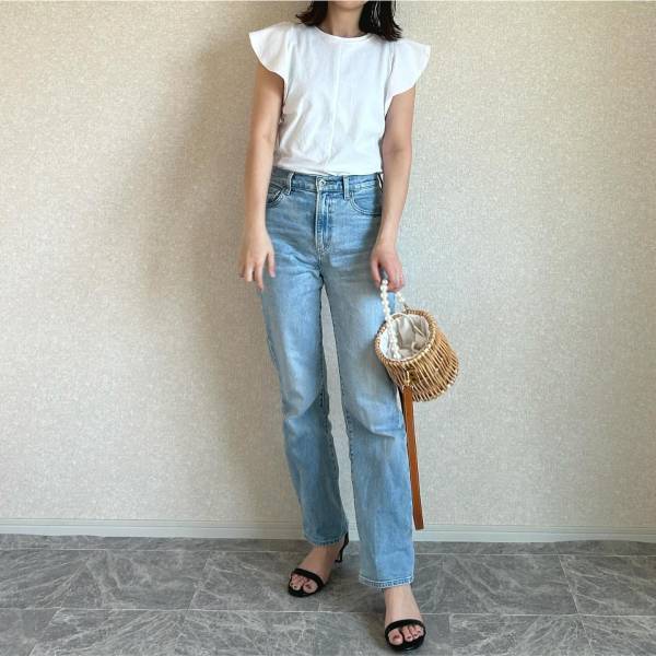 1000円以下ってまじ！？【ユニクロ】完売前に欲しい♡「ラッフルスリーブT」