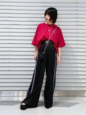 《美脚見えが狙いそう♡》 週7で穿きたい！【フレアパンツ】