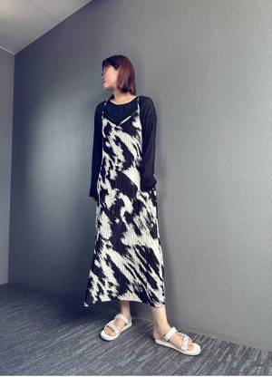 何にでも合う！？【SHEIN】着回し力スゴい！「シンプルシアーT」