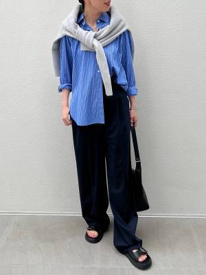 ずっと待ってた！【ユニクロ】の名品「タックワイドパンツ」に新色登場！