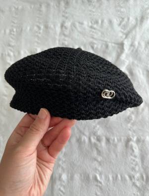 涼しくて夏にぴったり！【SHEIN】シンプルでかぶりやすい「ベレー帽」