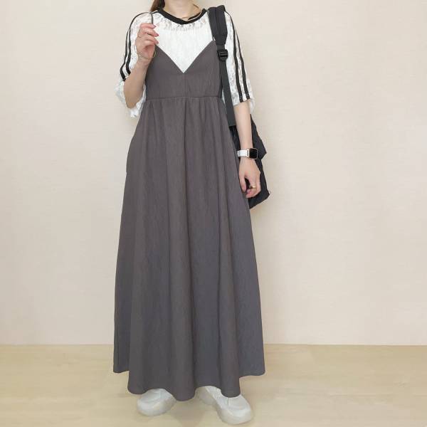 カジュアルコーデにぴったり！！【しまむら】ライン入り「レーストップス」