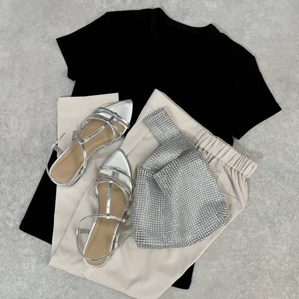 まさに美シルエット♡【グローバルワーク】穿き心地もgoodな「テーパードパンツ」