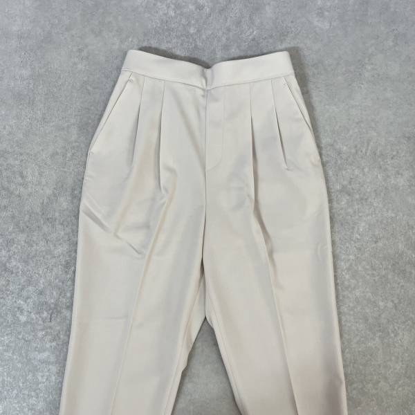 まさに美シルエット♡【グローバルワーク】穿き心地もgoodな「テーパードパンツ」