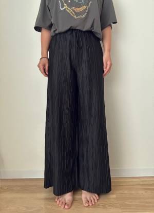 穿き心地楽ちん！【coca】セルフカットできる「プリーツパンツ」