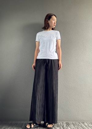 夏にサラッと着こなせる！【coca】楽ちん嬉しい「ウェーブプリーツパンツ」