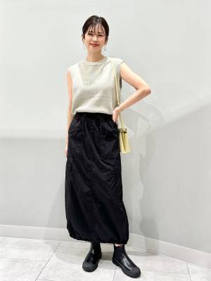 『いつも同じジーンズ』→【GU】の「今っぽロングスカート」で脱マンネリ♡