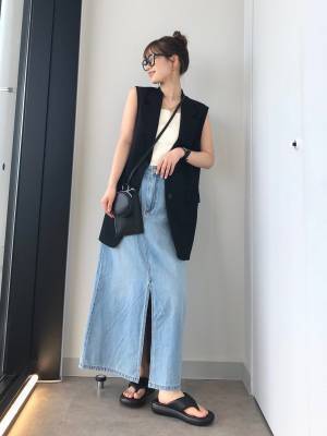 『いつも同じジーンズ』→【GU】の「今っぽロングスカート」で脱マンネリ♡