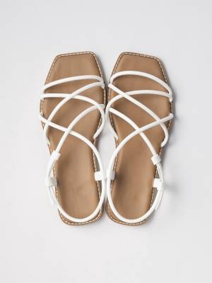 こりゃ気分上がる♡【ユニクロ】買い足したい「夏ワンピ ＆ 小物」