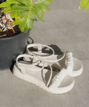 《週7で履きたい♡》楽ちん &#038; おしゃれな【スポーツサンダル】