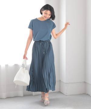 お出掛け気分高まりそう♡【ハニーズ】即買いしたい！「大人っぽワンピ」