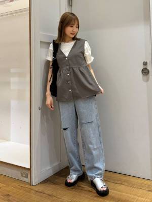 今買って長く使える！【グローバルワーク】着るだけでサマ見え♡「ペプラムベスト」