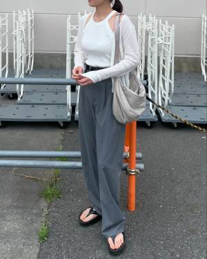 こりゃ、即買いしたいッ！！【ユニクロ】バリエーション豊富♡「レザータッチバッグ」