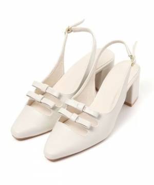 秋まで長ーーく愛用できそう♡ キレイめも可愛いも叶える【リボンミュール】