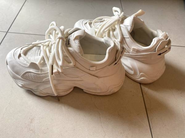 脚長 ＆ 美脚を狙える！！【SHEIN】ゴツ可愛い♡「厚底スニーカー」