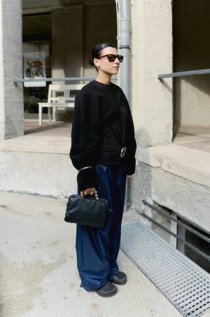 ファッションウィークスナップ in ベルリン！キラリと光る、アイテムづかい